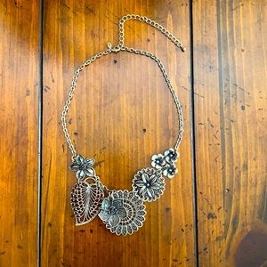Premier accent necklace